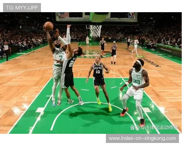 凯尔特人大胜替补现力:深度解析绿军的双核力量与板凳爆发 凯尔特人大胜替补现力:深度解析绿军的双核力量与板凳爆发