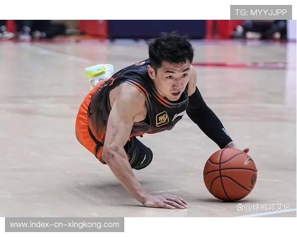 CBA深圳后卫突袭连续进球令对手措手不及