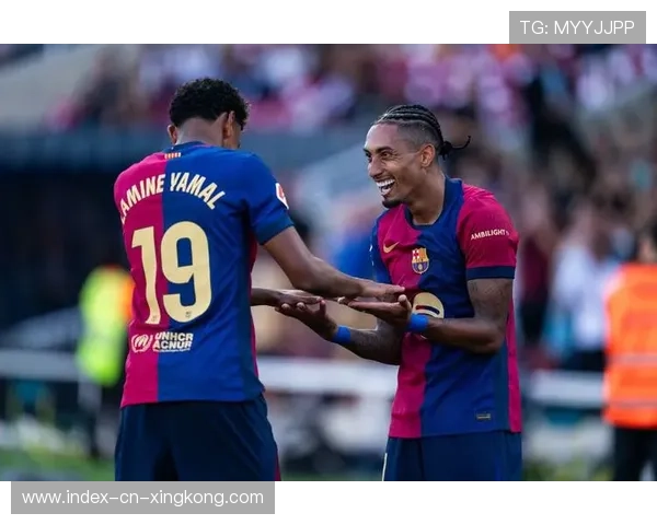 拉菲尼亚弧顶推射巴萨再添一分