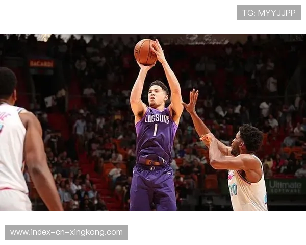 哈里斯外线点射稳定,奥兰多保持火力链