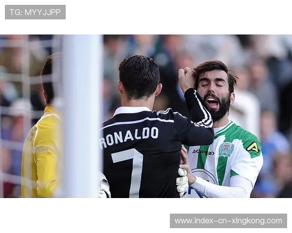 本菲卡盯C罗式暴力冲击手——足球场上的致命“刺客”