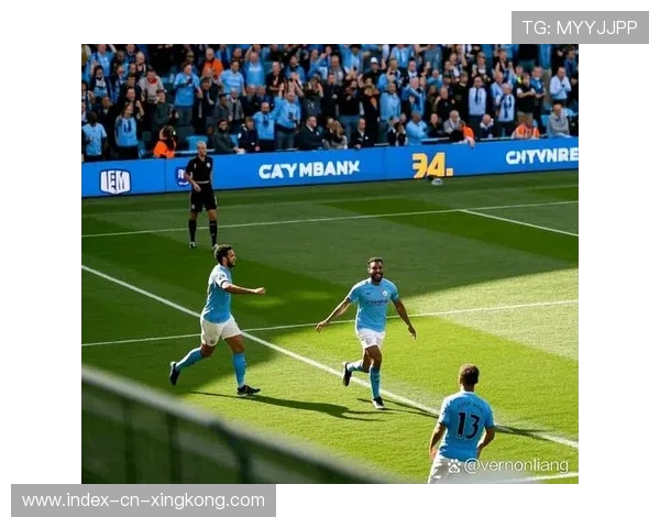 英超曼城禁区内机敏抢点，长传二次推进成效